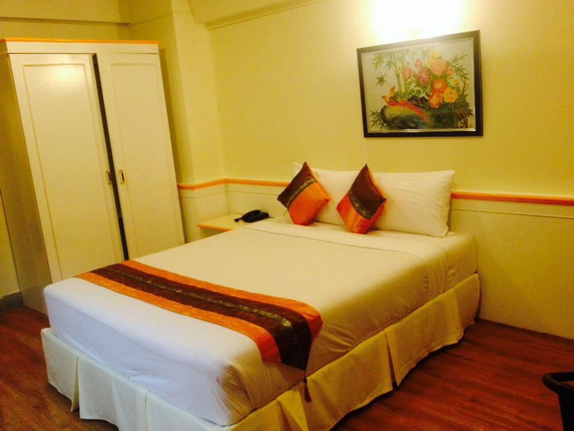 Asia Grand Hotel Hatjaj Kültér fotó