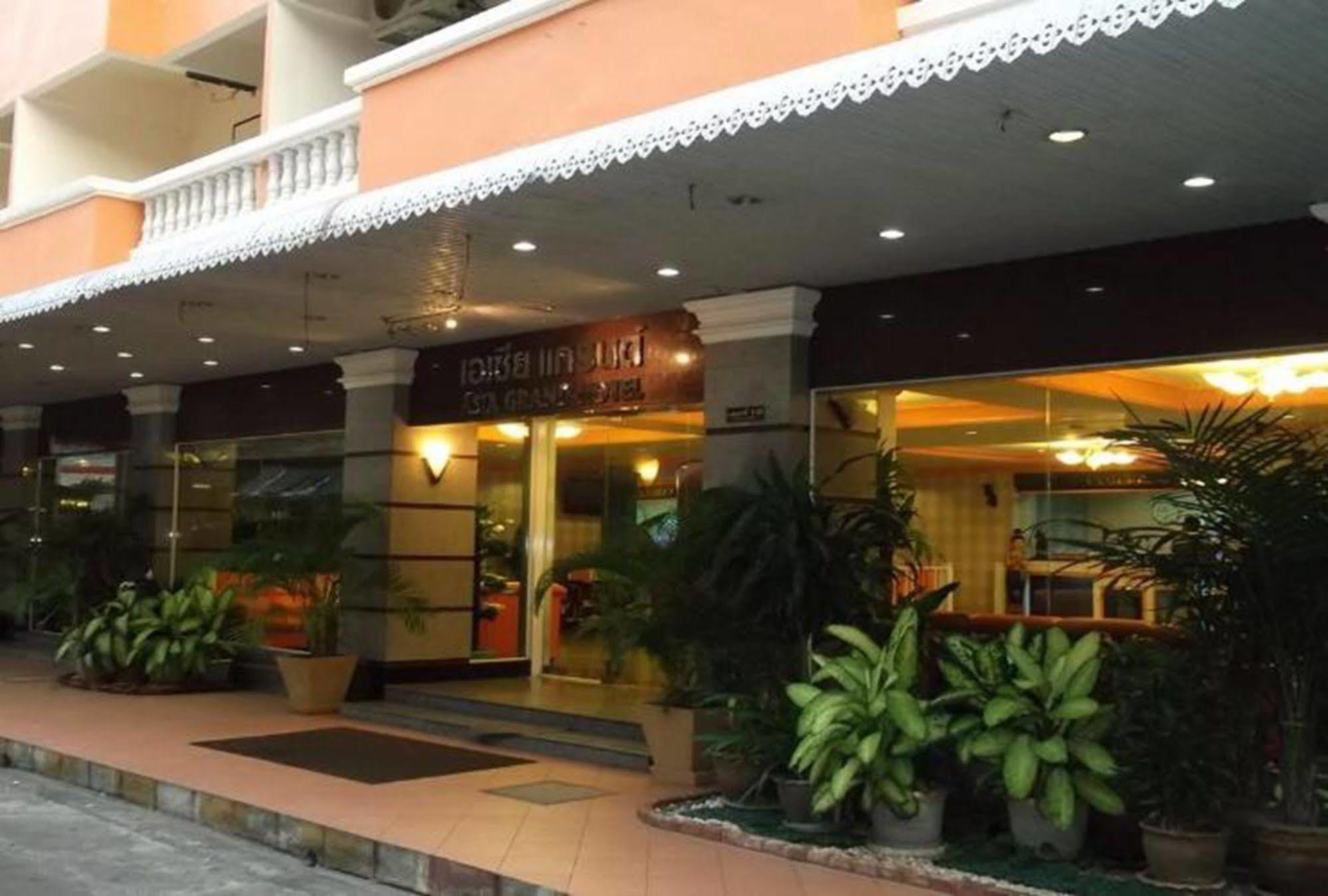 Asia Grand Hotel Hatjaj Kültér fotó